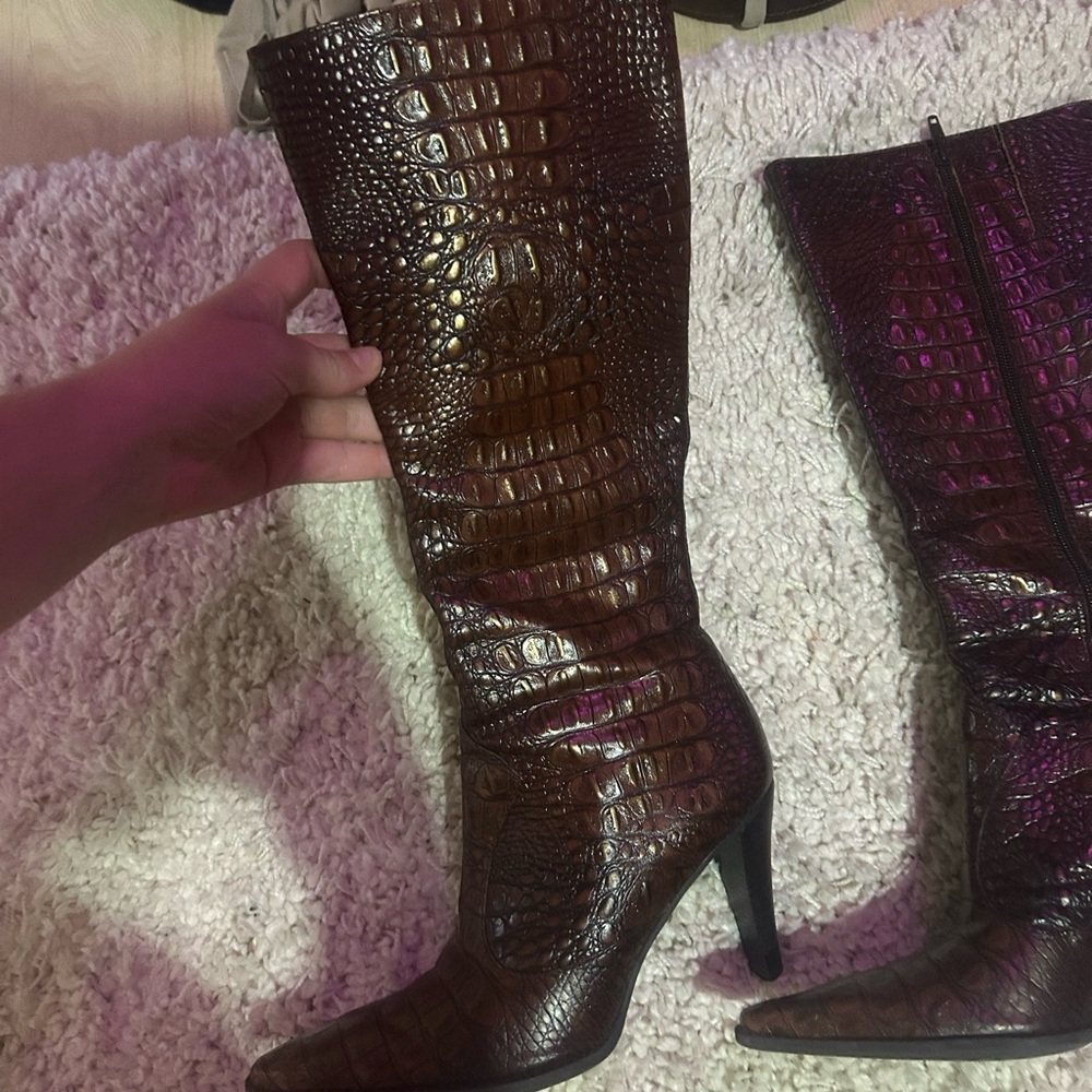 Giani Bernini Rich Brown Croc-Embossed Heeled Boots